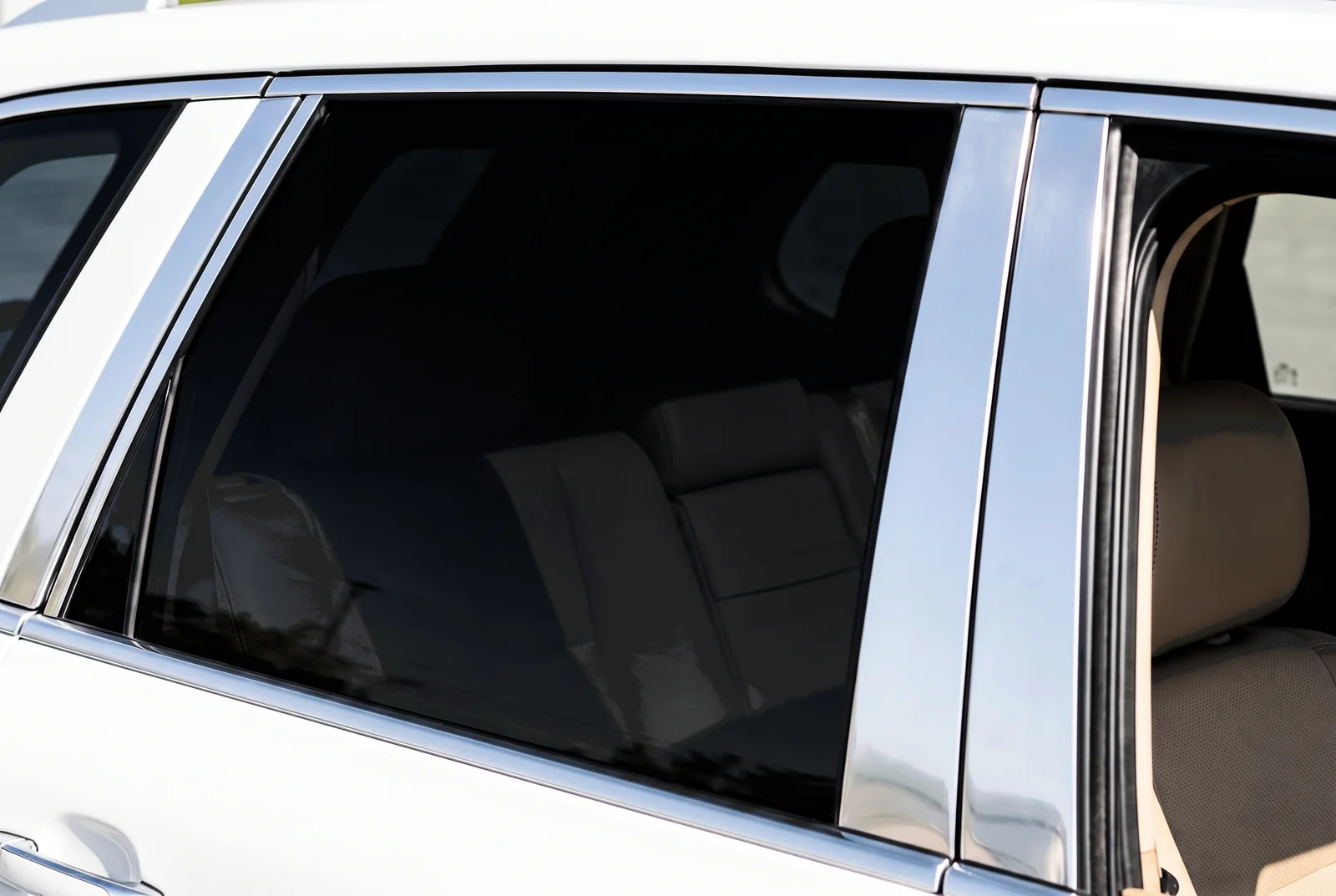 With Ceramic Tint