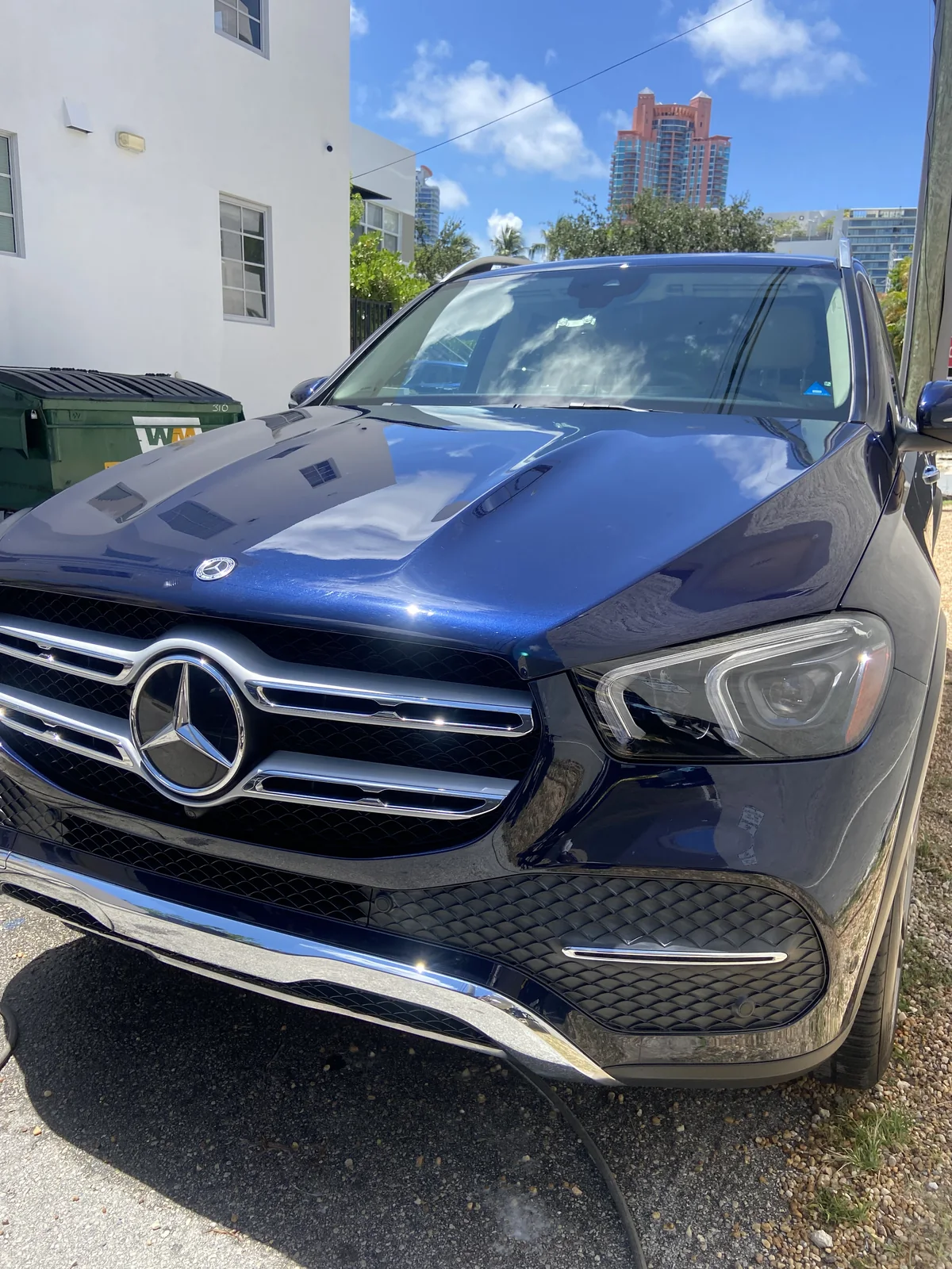 Exterior Detail · Mercedes-Benz GLE