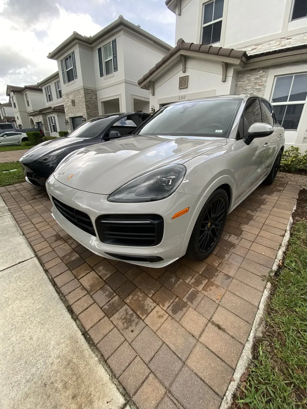 Full Premium Detail · Porsche Cayenne
